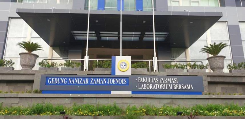 Program Studi Fakultas Farmasi Universitas Airlangga